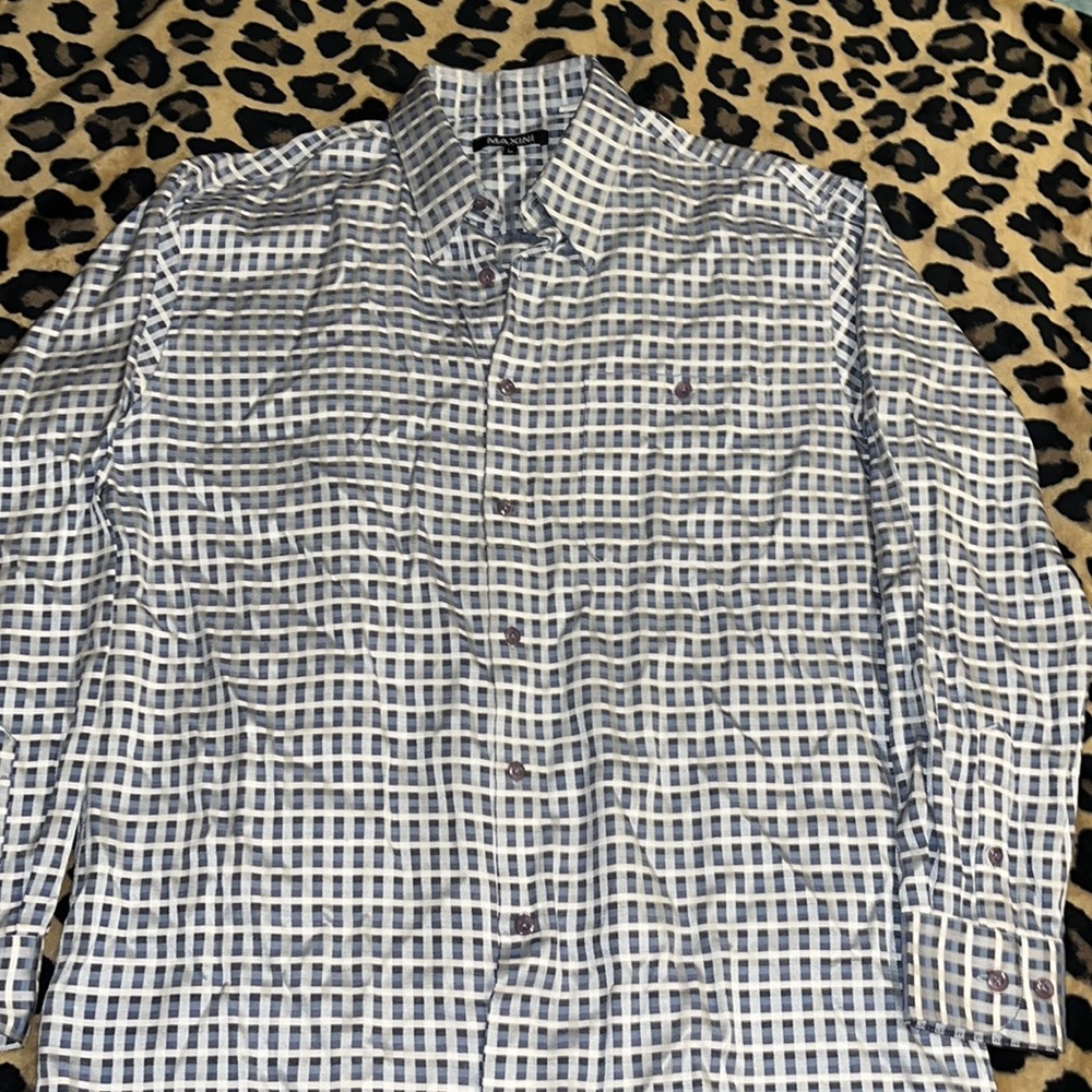 Men’s dress shirt